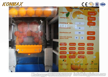 Μαύρη μηχανή πώλησης χυμού φρούτων χρώματος πορτοκαλιά για το σχολείο/τη χρήση καταστημάτων